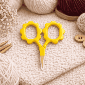 Tijera Flor Knit & Keep Color Amarillo